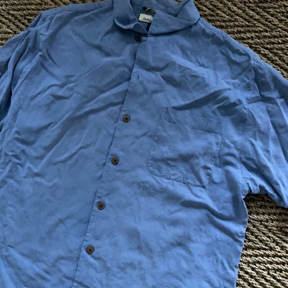 Tommy bahama shirt - Picture 2 of 4